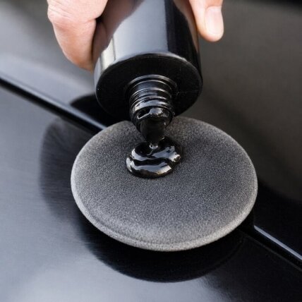 CONCEPT JET Black Gloss juodas NANO Carnauba vaškas 1 L 1