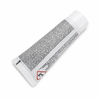 Kietiklis poliesteriniam glaistui 40 g