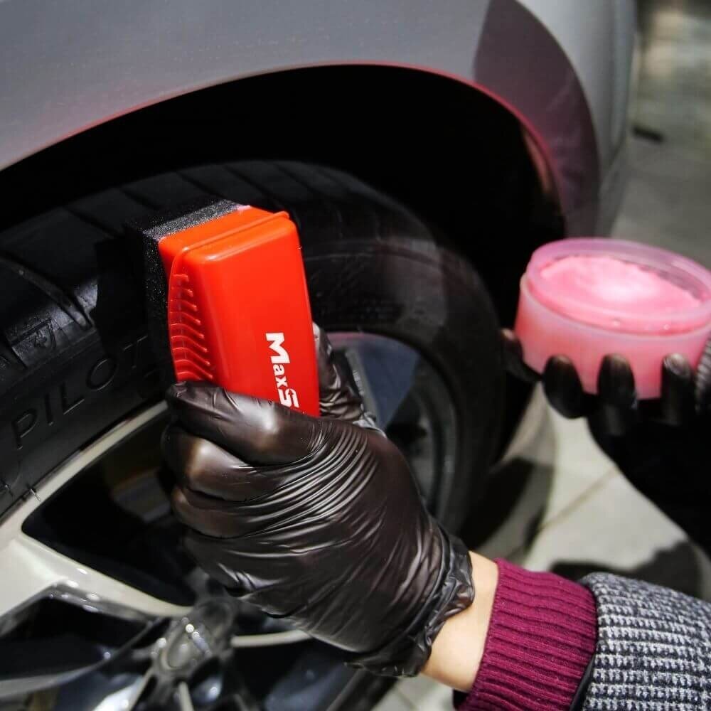 MaxShine aplikatorius padangų ir plastiko priežiūrai su apsauginiu dėklu 3
